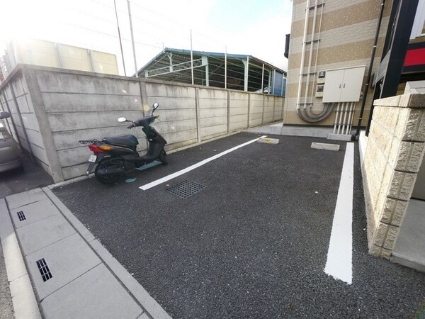 駐車場(★駐車場★)