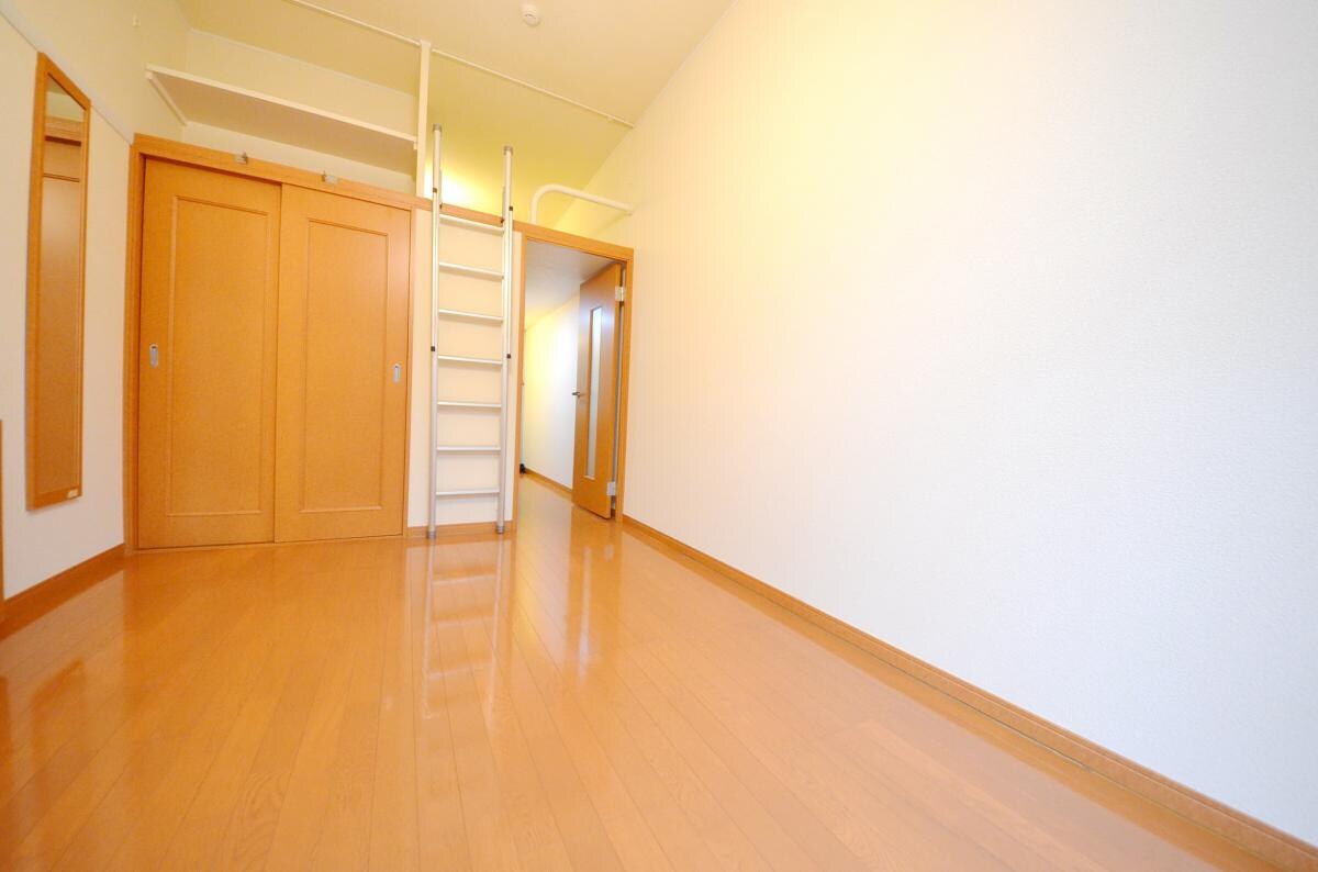 物件内観写真14　(リビング/居室)