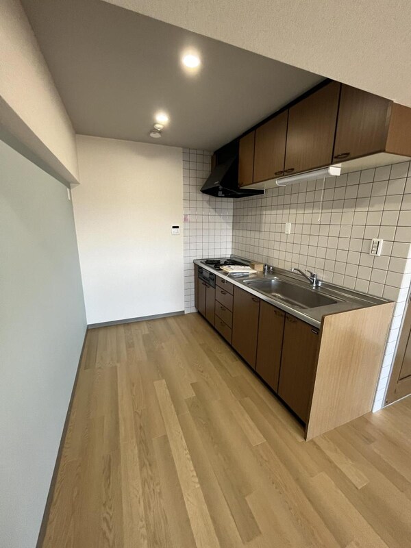 キッチン(玄関)