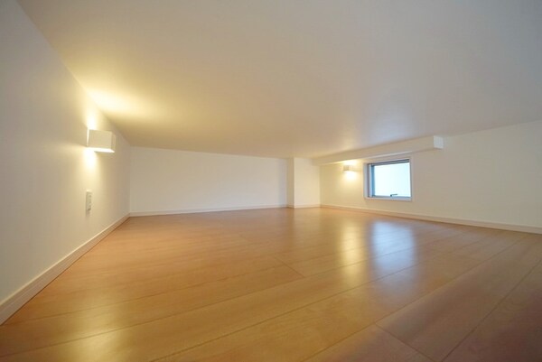 寝室(同タイプのお部屋です)