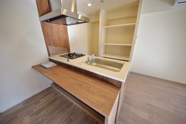 キッチン(※お部屋により建具のイメージカラーが違います　現況優先)