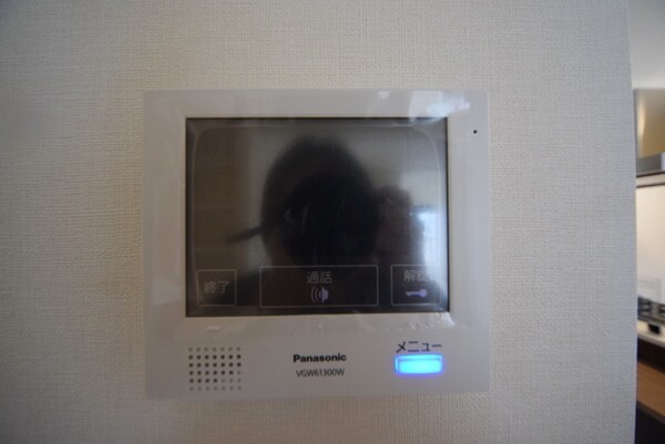 セキュリティ(※お部屋により建具のイメージカラーが違います　現況優先)