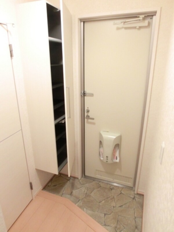 玄関(※反転タイプ)