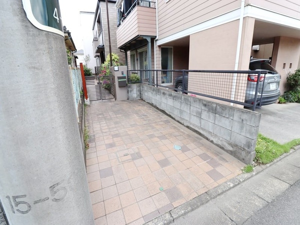駐車場(庭)