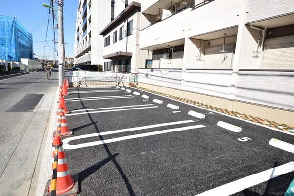 駐車場(駐車場)