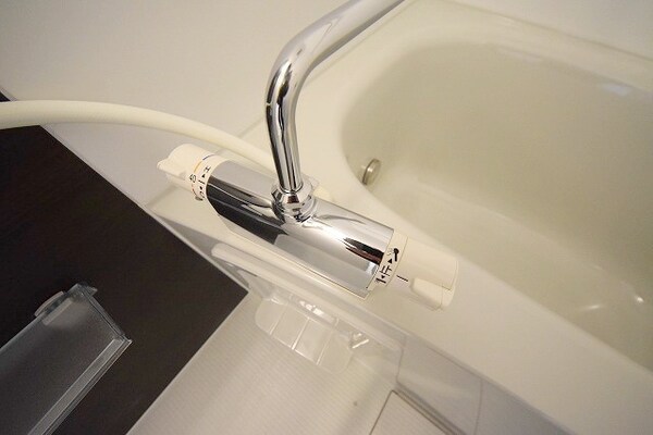 設備(サーモスタット混合水栓)