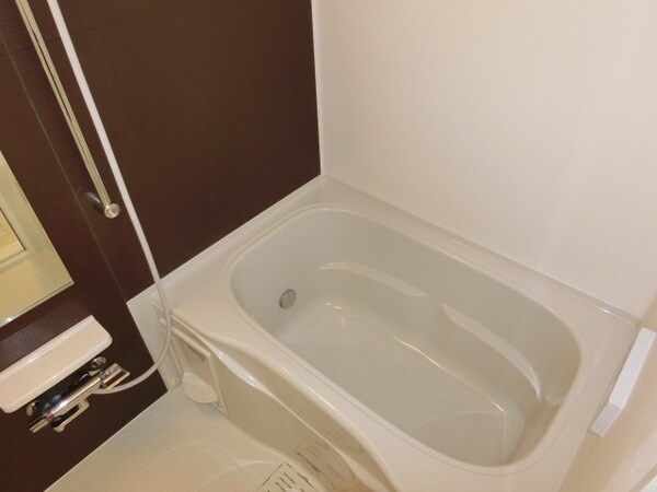 バス／シャワールーム等(追焚機能付バスルーム)