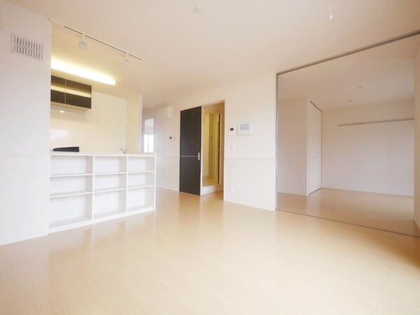 リビング・居室(※建物内同タイプ写真です。)