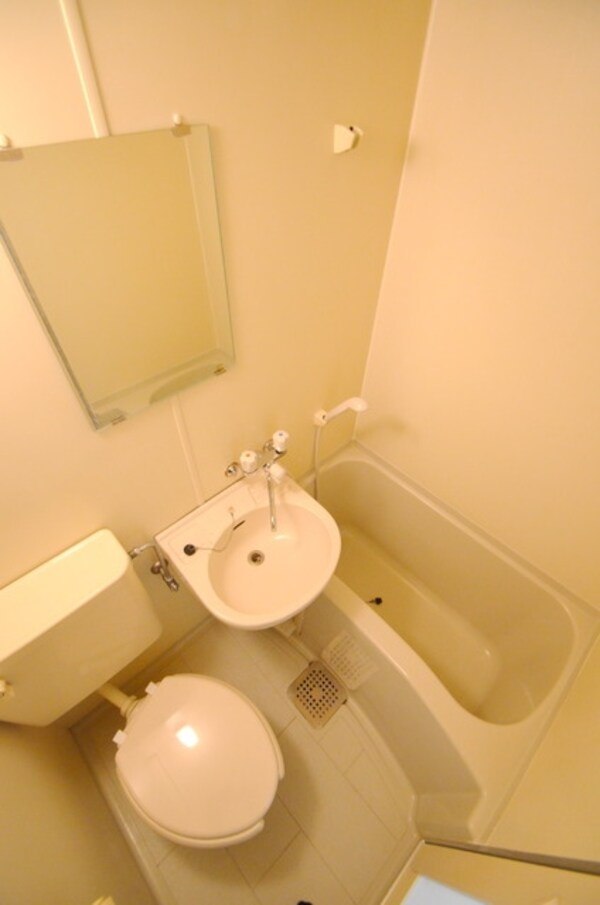 バス／シャワールーム等