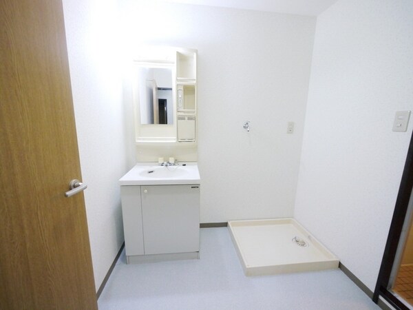 洗面(★洗面台と洗濯機置場★)