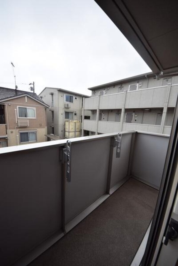 バルコニー(2階バルコニー・1階テラス　南向き)