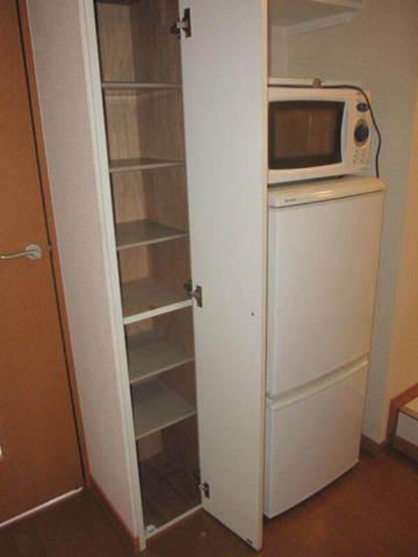 設備(★電子レンジと冷蔵庫★)