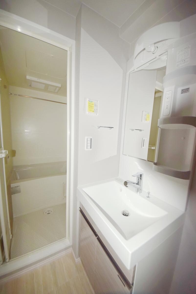 物件内観写真6　(洗面)