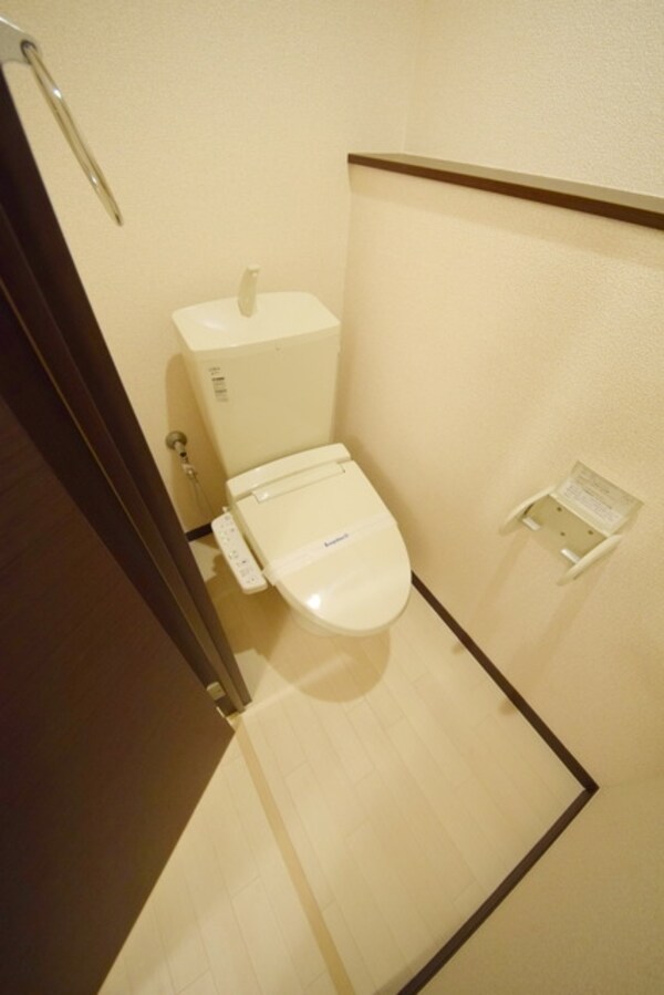 トイレ(ウォシュレット付です♪)