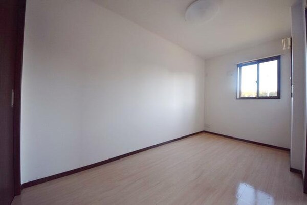 その他室内・内装(明るい洋室♪)