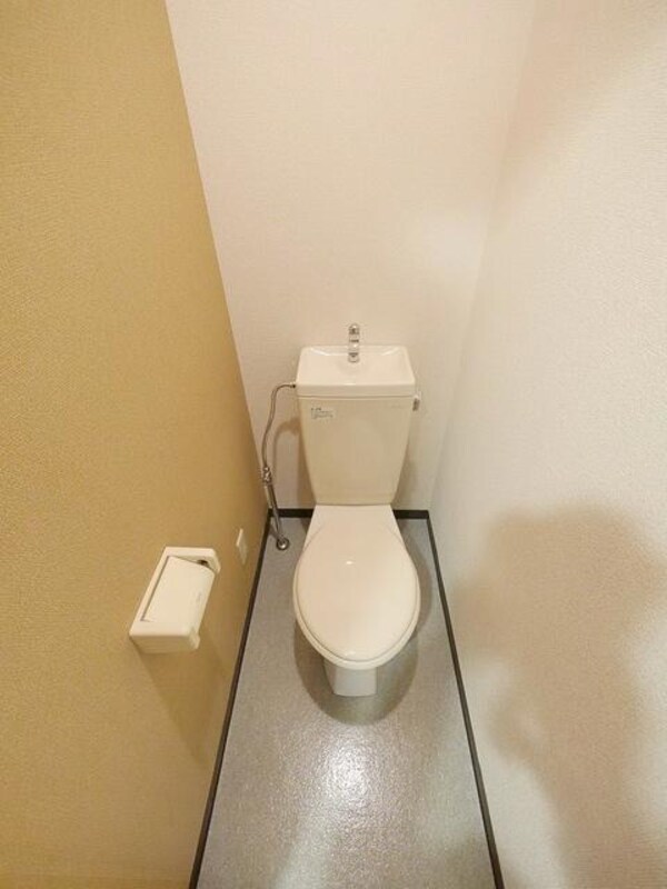 トイレ(反転タイプです)