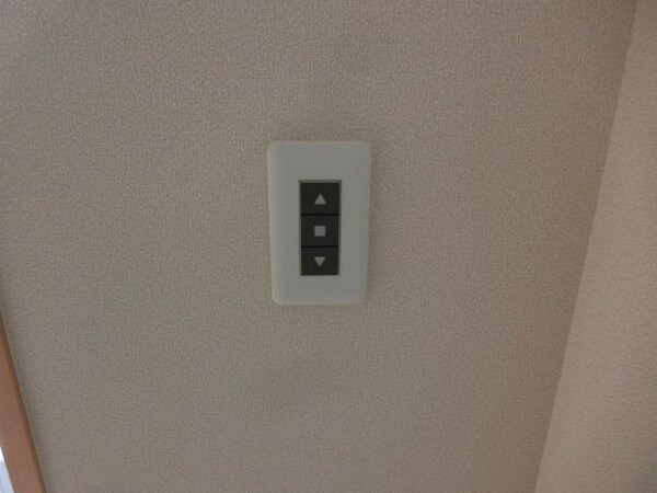 設備(電動シャッター)