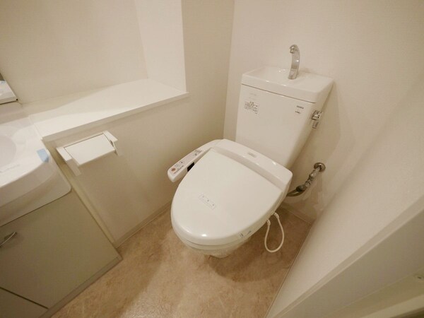 トイレ(トイレ)