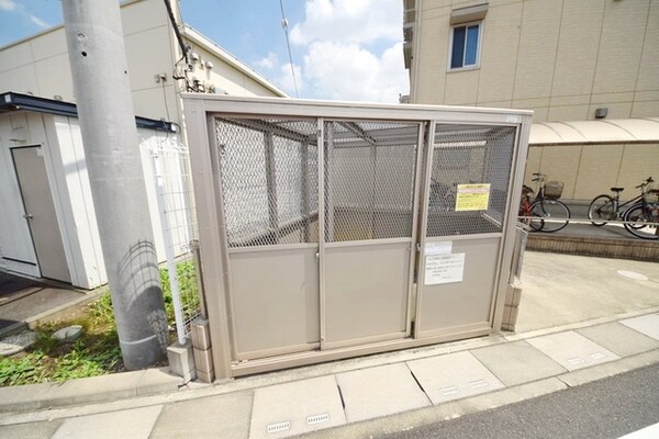 共有部分(ゴミ置き場)