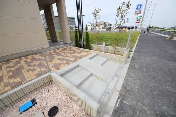エントランス(エントランス)