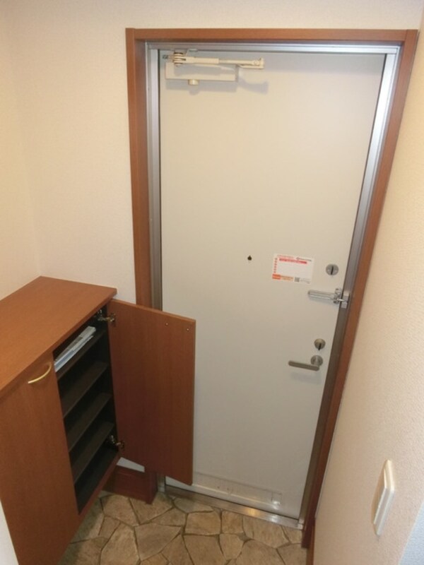 玄関(シューズボックス付玄関ルーム)