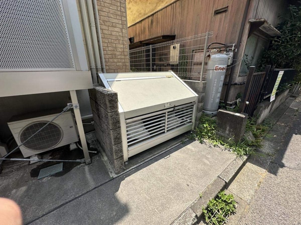 共有部分(ゴミ置き場)