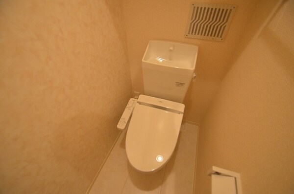 トイレ(他物件の室内写真によるイメージです)
