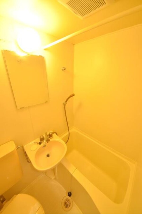 バス／シャワールーム等