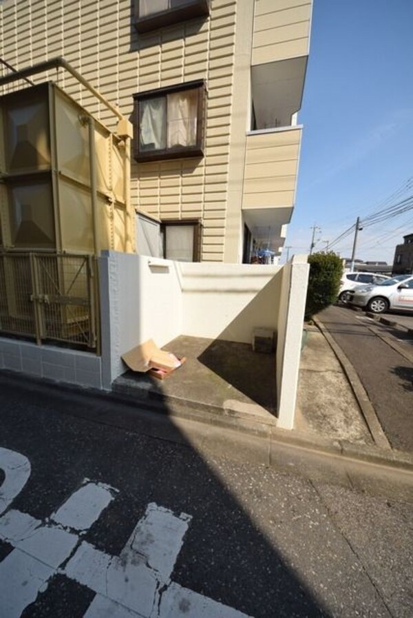 共有部分(ゴミ置場♪)