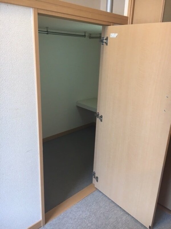 収納(ベッド下収納)