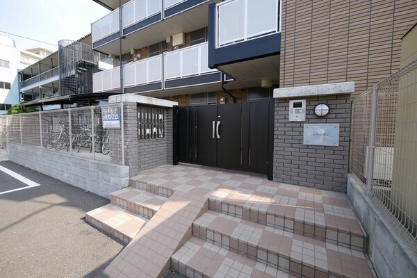 エントランス(建物エントランス)