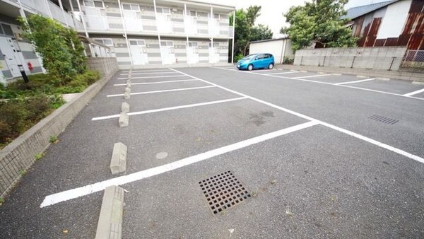 駐車場(駐車場)