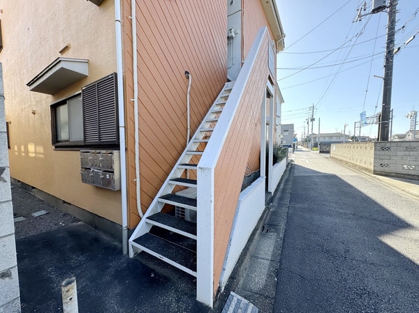 エントランス(庭)