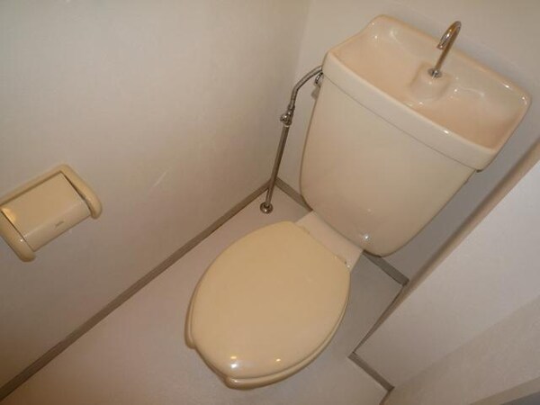 トイレ(トイレです)