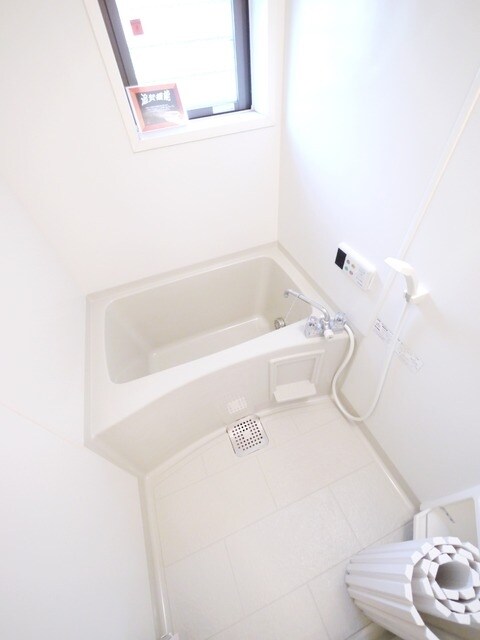 物件内観写真6　(追い焚き)