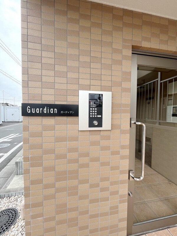 エントランス(エントランス)