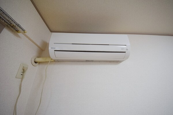 設備(エアコン付きです♪)