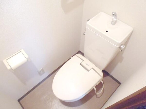 トイレ(同物件内の他号室室内写真によるイメージです)