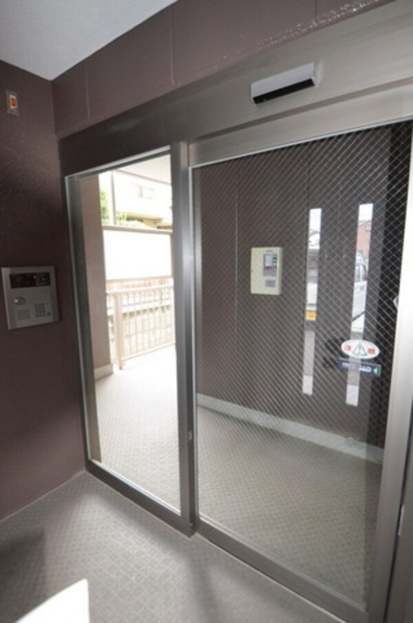 エントランス(オートロック)