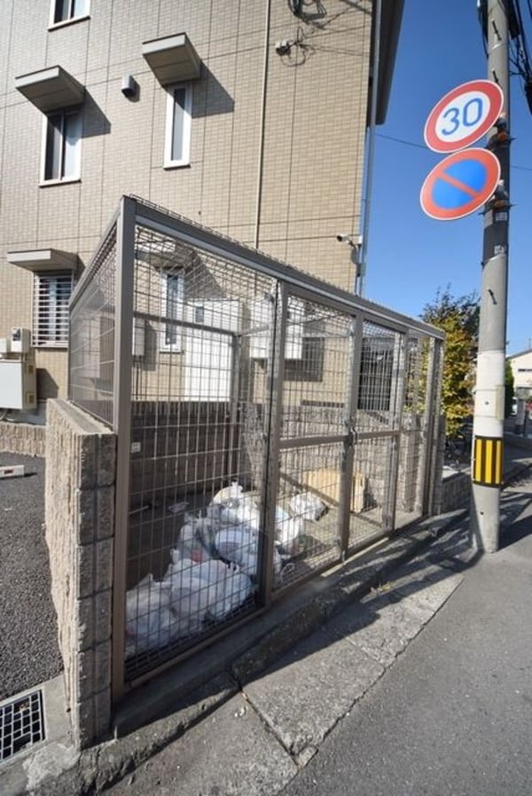 共有部分(ごみ置場♪)