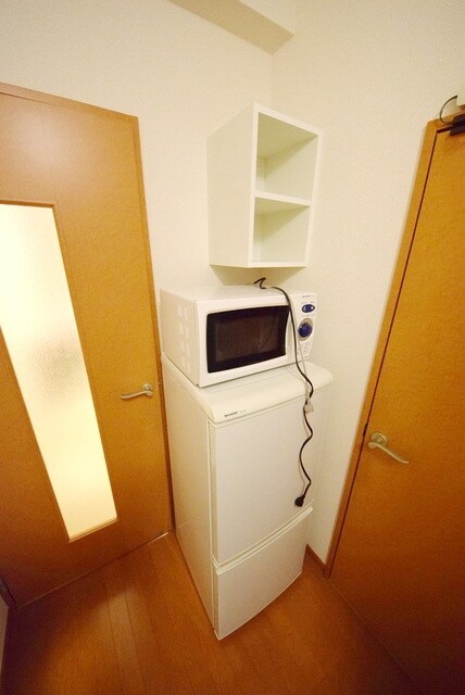 物件内観写真12　(冷蔵庫・電子レンジ♪)