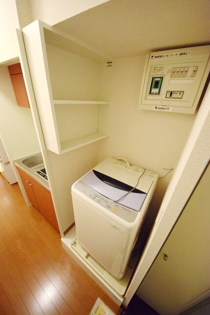 物件内観写真13　(洗濯機♪)