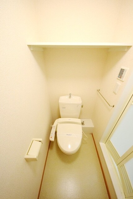 物件内観写真21　(ウォシュレット♪)