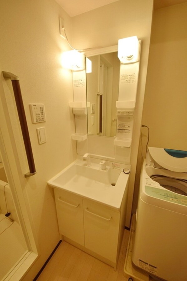 洗面(同施工会社仕様写真)