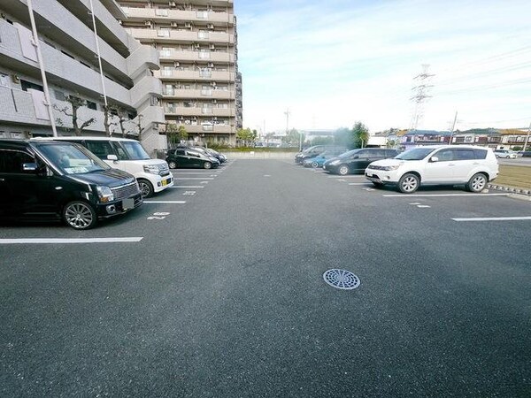 駐車場(駐車場)