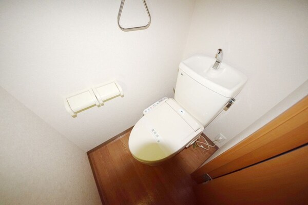 トイレ(トイレ)