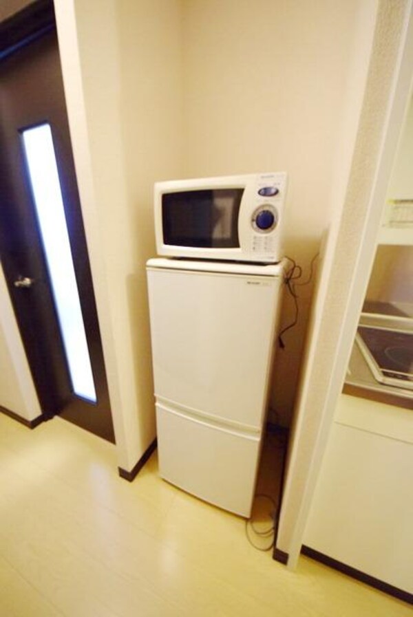 設備(家具家電付き)