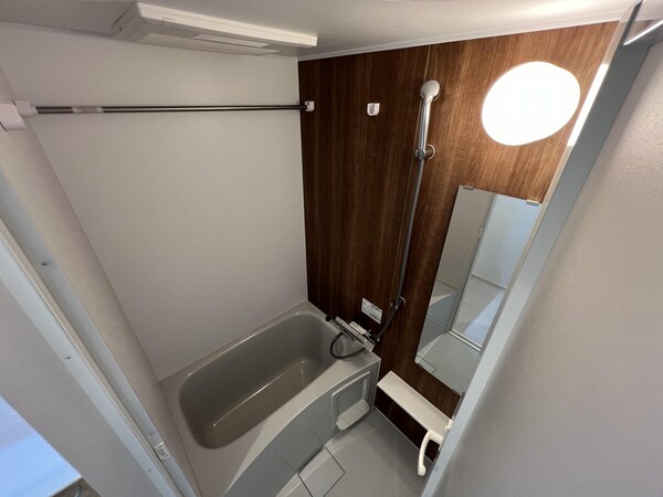 バス／シャワールーム等(※同メーカー建築施工例の写真です。)