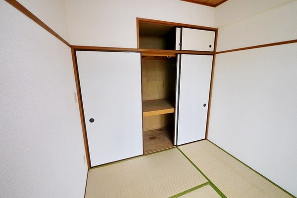 収納(洋間変更します)