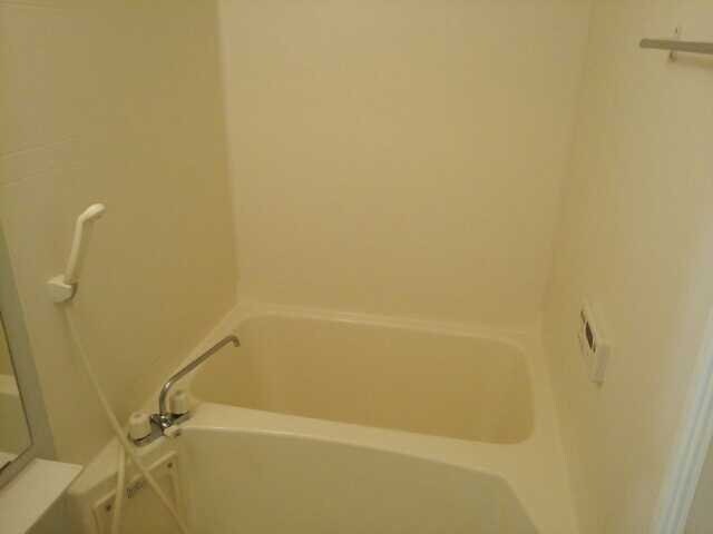 物件内観写真6　(浴室乾燥機付き♪)
